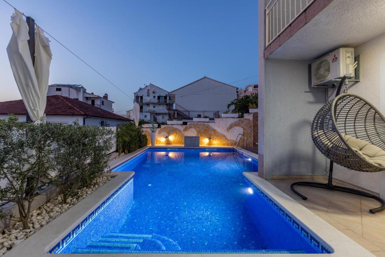 Villa Costa Blu With Pool By The Sea Trogir Exterior photo